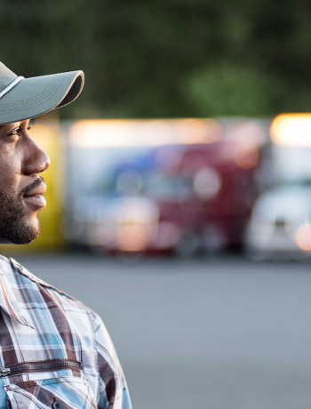 Finding the Right Trucking Company: Why Driver Satisfaction Matters Most